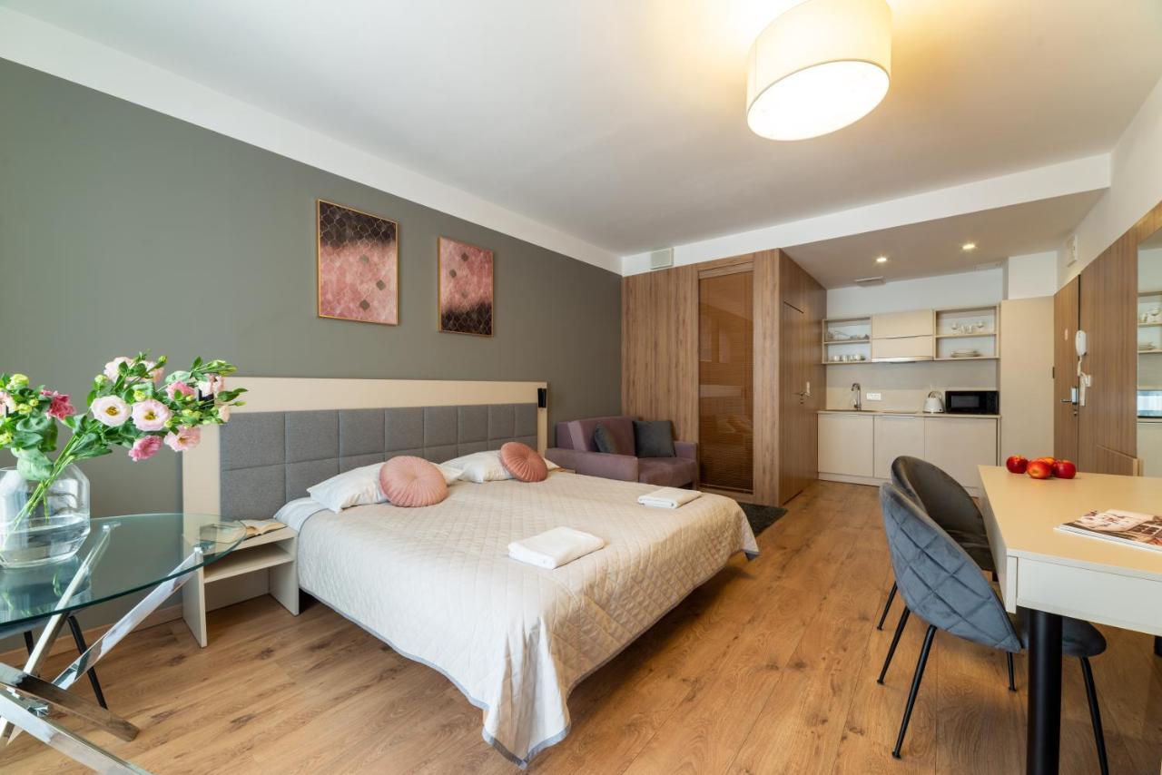 Wolska Suits Apartment Warschau
